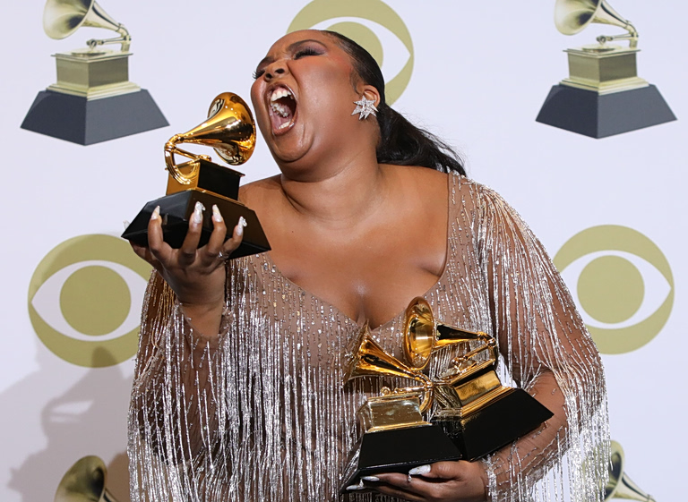 Lizzo: Αποκάλυψε ότι έκανε για πρώτη φορά σεξ μετά τα 30 της