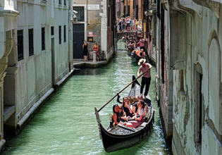 Βενετία: Κάθε σχέδιο για να σωθεί δεν θα διατηρούσε την πόλη όπως την ξέρουμε