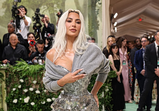 Tι δουλειά έχει η Κιμ Καρντάσιαν στο Μπρόντγουεϊ;