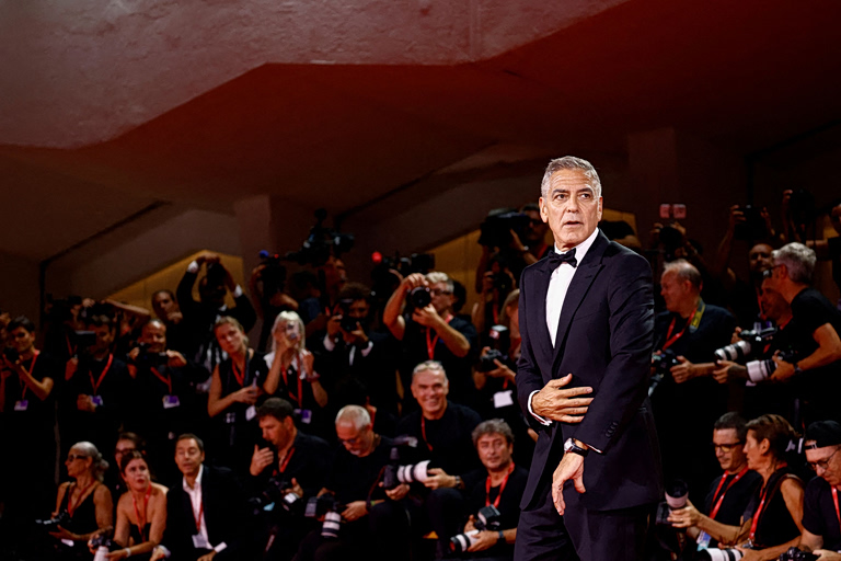 Ο Τζορτζ Κλούνεϊ αποφεύγει να βλέπει παλιές του ταινίες