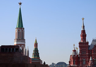 Η Ρωσία «μαγειρεύει» τα οικονομικά της δεδομένα για να κρύψει την πραγματική της κατάσταση