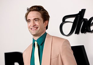 Ο Ρόμπερτ Πάτινσον θεωρεί παράξενη υπόθεση το «Twilight»