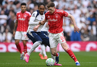 Το BBC αποθεώνει τον Έλιοτ Άντερσον