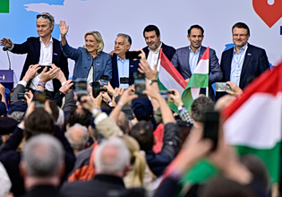 Δημοκρατική στροφή ή παρένθεση; – Η συντριπτική ήττα του Όρμπαν και τα μηνύματα για την Ακροδεξιά