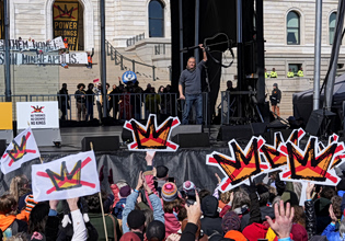 Απασφάλισε (ξανά) ο Τραμπ κατά του Σπρίνγκστιν: Κάλεσμα για μποϊκοτάζ συναυλιών