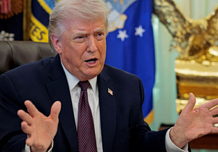 ΗΠΑ: Δημοκρατικοί και υπερσυντηρητικοί διερωτώνται για την ψυχική υγεία του προέδρου Τραμπ