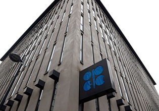 Ο ΟΠΕΚ+ εξετάζει περαιτέρω αύξηση της παραγωγής πετρελαίου – Θα διατεθεί μόλις ανοίξουν τα Στενά του Ορμούζ