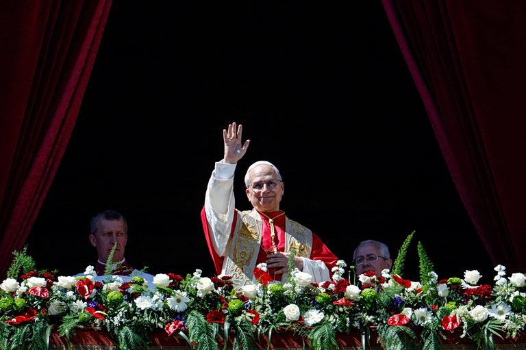 Υπό την σκιά πολέμων το πρώτο Πάσχα που τέλεσε ο Πάπας Λέων ΙΔ’: «Όσοι έχουν όπλα ας τα καταθέσουν»