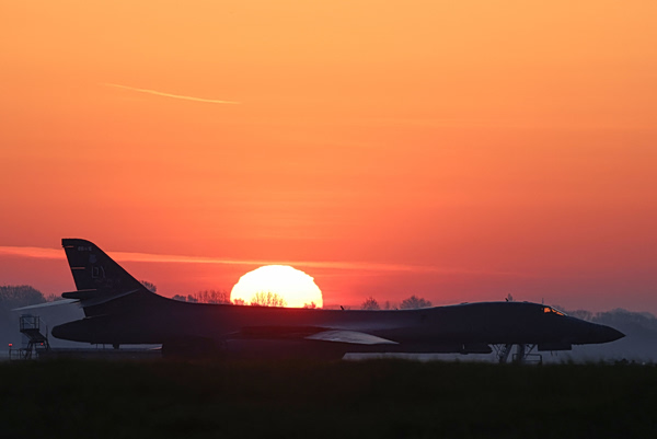 Εκεχειρία με Ιράν και ΗΠΑ να δηλώνουν νικητές – Την Παρασκευή οι διαπραγματεύσεις με Γκαλιμπάφ και Βανς