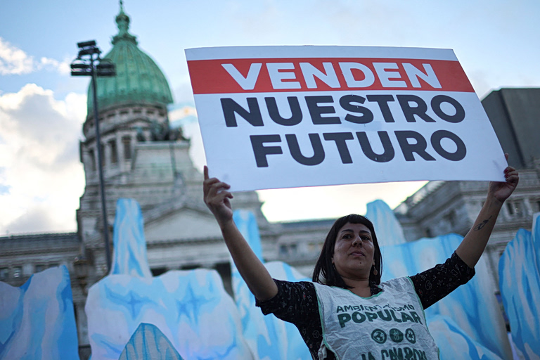 Αργεντινή: Εξορύξεις σε οικολογικά ευαίσθητες περιοχές παγετώνων προωθεί η κυβέρνηση Μιλέι – Θύελλα αντιδράσεων