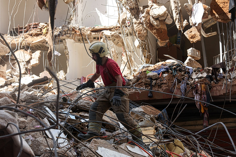 Τραμπ: Οι ΗΠΑ φορτώνουν πλοία με τα καλύτερα όπλα που φτιάχτηκαν ποτέ για να πλήξουν το Ιράν αν οι συνομιλίες αποτύχουν