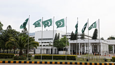 Αναβάλλονται για το απόγευμα οι συνομιλίες στο Ισλαμαμπάντ, λένε ιρανικά ΜΜΕ – Έφτασε στο Πακιστάν η αντιπροσωπεία των ΗΠΑ