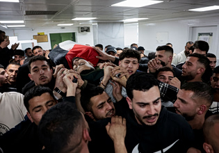 Ένας Παλαιστίνιος σκοτώθηκε από εποίκους σε χωριό της Δυτικής Όχθης