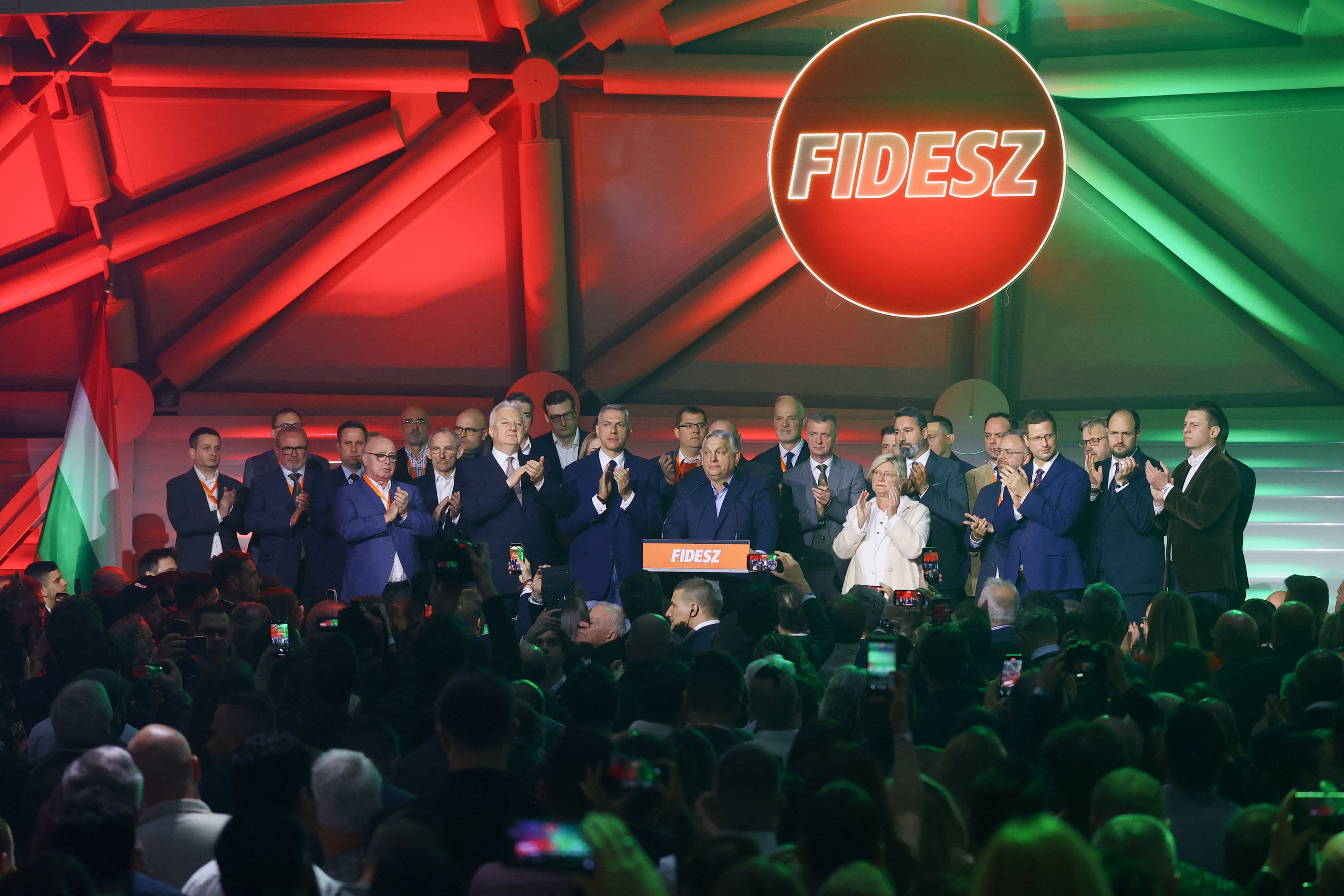 Διεθνείς οργανισμοί καταγγέλλουν την Ουγγαρία για δημοκρατική οπισθοδρόμηση, επισημαίνοντας τον περιορισμό της ελευθερίας του τύπου και της δικαστικής ανεξαρτησίας