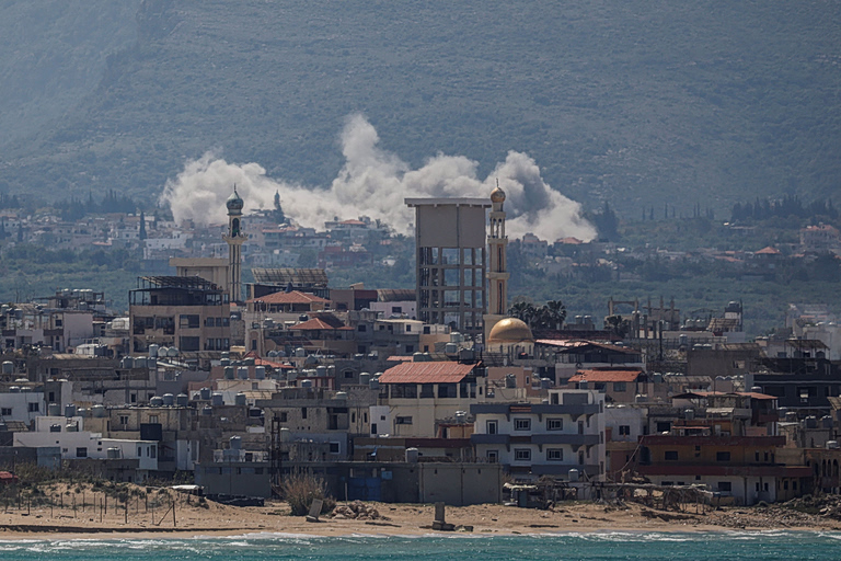 Ισραήλ και Λίβανος πραγματοποιούν άμεσες συνομιλίες στις ΗΠΑ, ενώ οι IDF συνεχίζουν τις επιθέσεις – «Καρφιά» Τραμπ κατά Βρετανίας