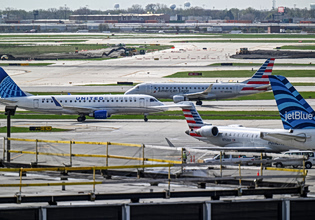 Αεροπορικές: Το σοκ με τα καύσιμα αεροσκαφών λόγω Ιράν επιδεινώνει την κρίση στον κλάδο