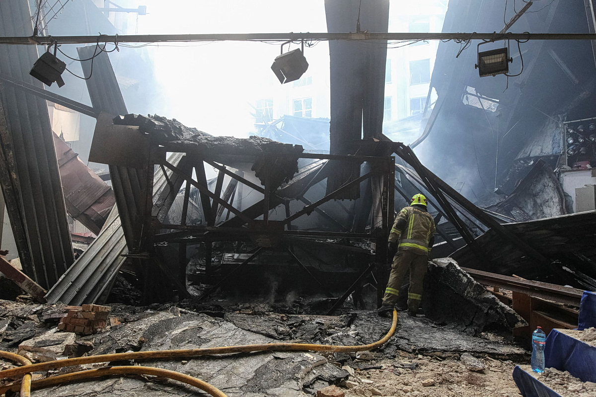 Η Ρωσία εκτόξευσε πάνω από 300 drones και πυραύλους προς την Ουκρανία κατά τη διάρκεια της νύχτας