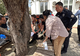 Τουρκία: «Ζω γιατί η σφαίρα χτύπησε φίλη μου που ήταν μπροστά» – Νωπός ο εφιάλτης από την επίθεση σε σχολείο