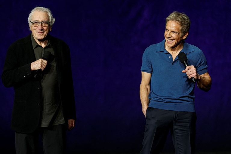 Χόλιγουντ: Διάσημοι ηθοποιοί αντιδρούν στη συγχώνευση Paramount – Warner Bros