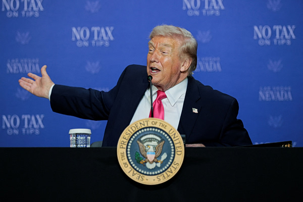 Τραμπ: Τώρα λέει ότι… τερμάτισε 10 πολέμους – Υπολογίζει Ιράν και Λίβανο