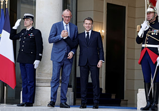 Παρίσι: Συμβολικός ο χαρακτήρας της διεθνούς διάσκεψης για την ασφάλεια της ναυσιπλοΐας στα Στενά του Ορμούζ