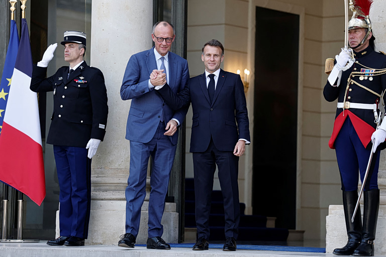 Παρίσι: Συμβολικός ο χαρακτήρας της διεθνούς διάσκεψης για την ασφάλεια της ναυσιπλοΐας στα Στενά του Ορμούζ