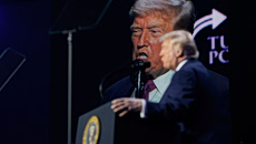 Σε διαπραγματεύσεις ο Τραμπ με την εφορία των ΗΠΑ σε σχέση με αγωγή ύψους 10 δισ.