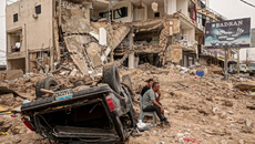 Θρίλερ με τα Στενά του Ορμούζ – Τραμπ: «Το Ιράν δεν μπορεί να μας εκβιάσει»