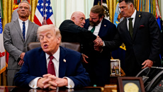 Στο Πακιστάν τη Δευτέρα οι διαπραγματευτές των ΗΠΑ – Το ανακοίνωσε ο Τραμπ με νέες απειλές κατά του Ιράν