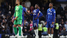 «θέλουμε πίσω την Τσέλσι μας» – Οργή των οπαδών των «μπλε» στο Στάμφορντ Μπριτζ