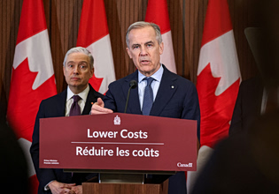 Καναδάς: Ο πρωθυπουργός Καρνεϊ χαρακτηρίζει τους δεσμούς με τις ΗΠΑ «αδυναμία που πρέπει να διορθωθεί»