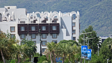 Εμπόδιο στη συνέχιση των συνομιλιών η στάση των ΗΠΑ, λέει το Ιράν – Στο Πακιστάν αναμένεται σήμερα ο Βανς