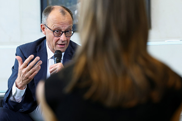 Η Γερμανία δηλώνει αποφασισμένη στην αντιμετώπιση της κλιματικής αλλαγής, κατά τον Μερτς