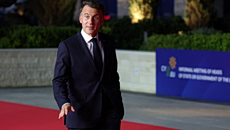 Εμανουέλ Μακρόν: «Δεν θα ασχοληθώ με την πολιτική» μετά το τέλος της θητείας μου – Οι τελευταίοι στόχοι του