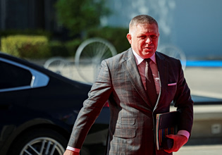 Ο Φίτσο στον δρόμο του Όρμπαν; Το Ευρωκοινοβούλιο ζητά πάγωμα κονδυλίων για τη Σλοβακία για το κράτος δικαίου