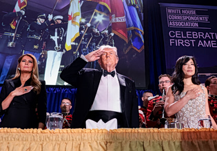 Ο Τζίμι Κίμελ (ξανά) σε κόντρα με την οικογένεια Τραμπ