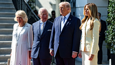 Η προειδοποίηση του Τραμπ προς τον Κάρολο – Αναγνώστης χειλιών αποκαλύπτει τον διάλογο