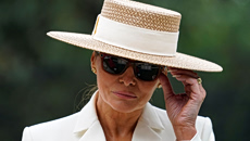 Η επίθεση της Μελάνια Τραμπ στον Κίμελ της «γύρισε μπούμερανγκ»: Την κατηγορούν για υποκρισία