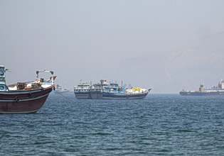 Ιρανική πηγή ασφαλείας: Ο ναυτικός αποκλεισμός των ΗΠΑ θα αντιμετωπιστεί με άνευ προηγουμένου στρατιωτική δράση