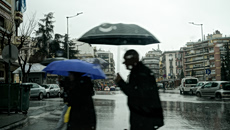 Κακοκαιρία: Μήνυμα 112 στην Αττική – «Περιορίστε τις μετακινήσεις σας μέχρι τα μεσάνυχτα»