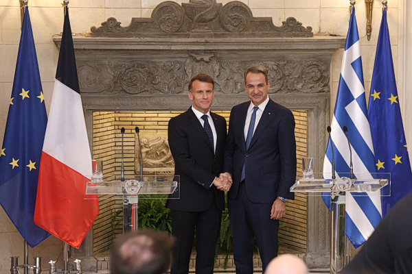 Live οι παρεμβάσεις του Εμανουέλ Μακρόν και του Κυριάκου Μητσοτάκη στο Ελληνογαλλικό Οικονομικό Φόρουμ