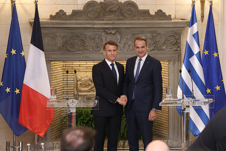 Live οι παρεμβάσεις του Εμανουέλ Μακρόν και του Κυριάκου Μητσοτάκη στο Ελληνογαλλικό Οικονομικό Φόρουμ