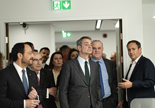 Πρωθυπουργός ντελιβεράς ιδιωτικών συμφερόντων