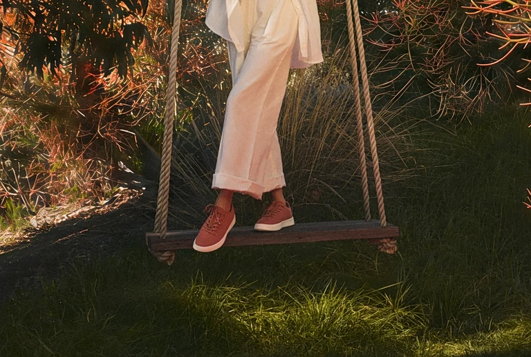 Allbirds: Γνωστή εταιρεία υπόδησης αφήνει τα παπούτσια για την τεχνητή νοημοσύνη και... εκτινάχθηκε η μετοχή της