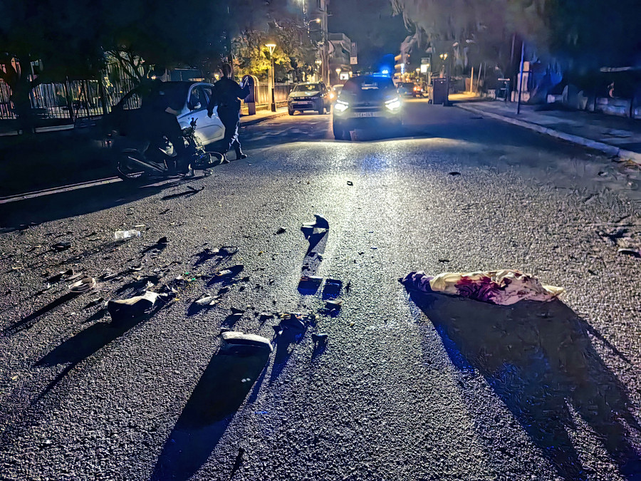 εικόνα που δείχνει θραύσματα στο σημείο της δυστυχήματος