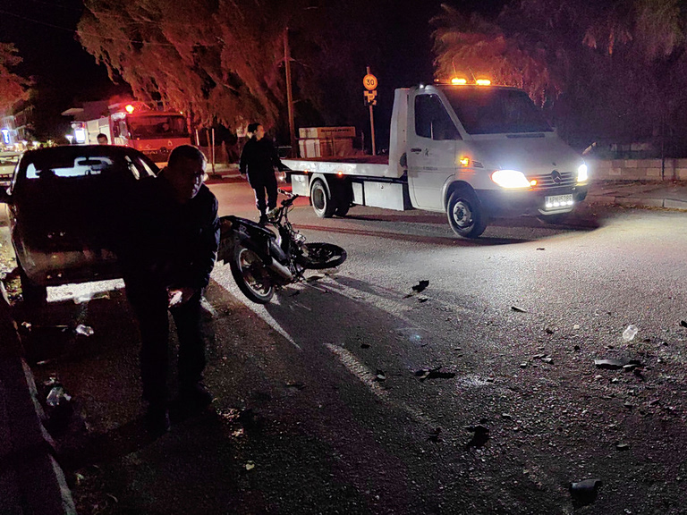 Αργολίδα: Σφοδρή σύγκρουση δύο μηχανών, με έναν 35χρονο νεκρό και έναν 16χρονο τραυματία