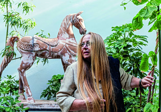 Στο νοσοκομείο η Μαρίζα Κωχ – «Ένας ακόμη σκληρός Απρίλης» γράφει