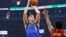 Ο Πουλακίδας έκανε career high στο NBA: Σκόραρε 28 πόντους με 8 τρίποντα στο τελευταίο ματς της σεζόν! (vid)