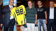 Μιχάλης Μητρούσης: «Ξεπέρασα την κατάθλιψη όταν έπαιξα ποδόσφαιρο στην ομάδα του Άρη» (vid)