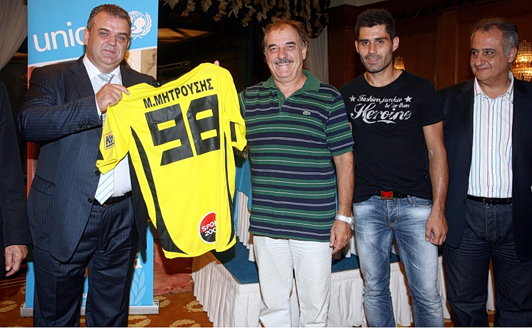 Μιχάλης Μητρούσης: «Ξεπέρασα την κατάθλιψη όταν έπαιξα ποδόσφαιρο στην ομάδα του Άρη» (vid)